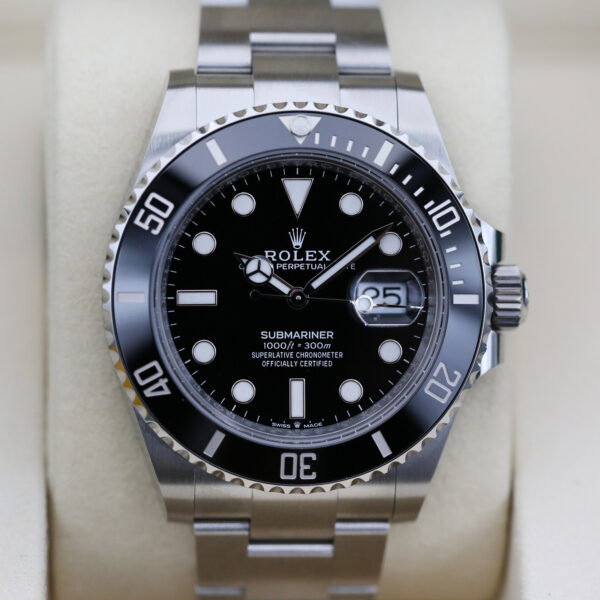 Rolex 126610LN Black SUBMARINER 41mm 2025